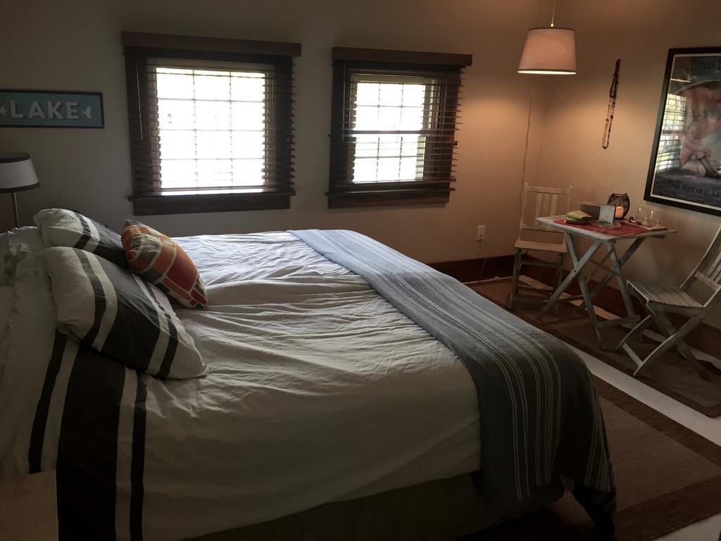 Aberdeen Stone Cottage B&B Травърс Сити Екстериор снимка