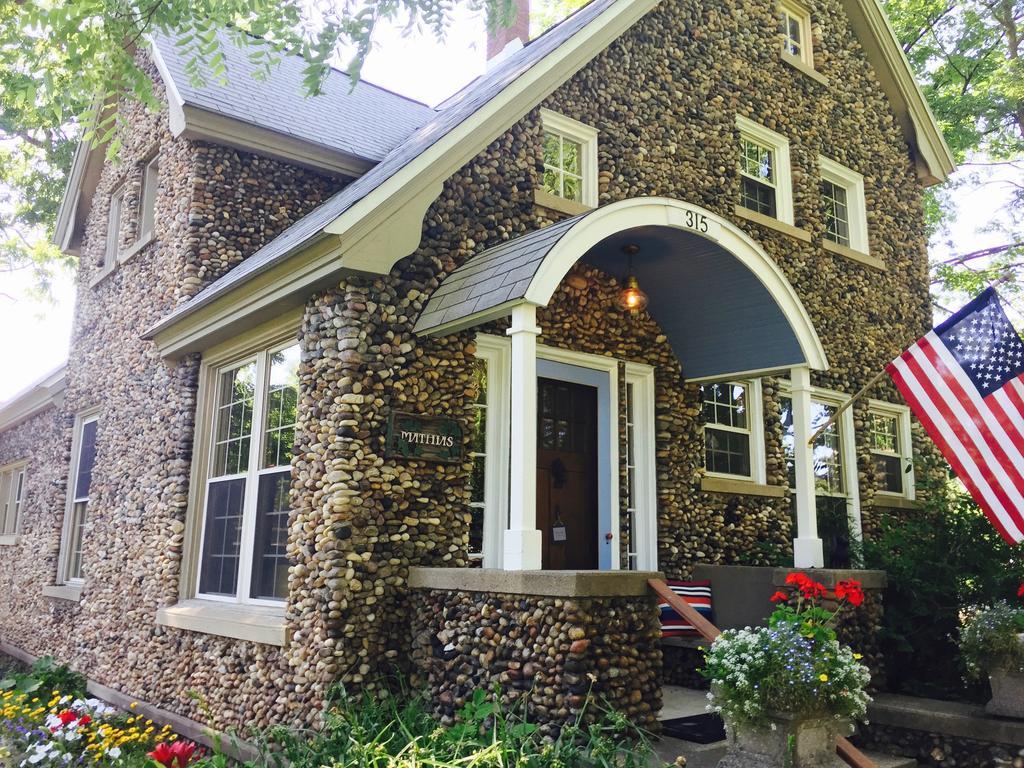 Aberdeen Stone Cottage B&B Травърс Сити Екстериор снимка