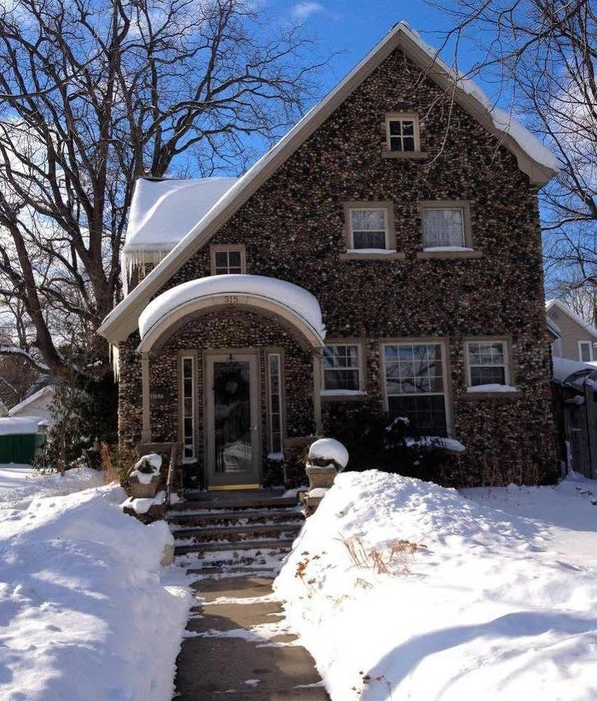 Aberdeen Stone Cottage B&B Травърс Сити Екстериор снимка